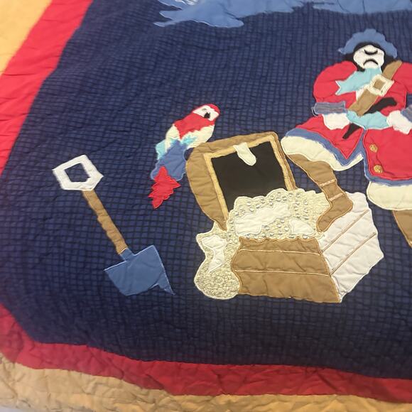 Freckles Twin Quilt Pirate Comforter Blanket Kids Room Nautical Pirateship Theme - Picture 3 of 9